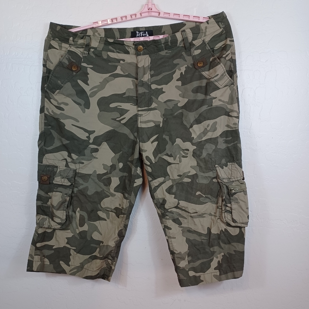 Men's Cargo Bermuda Shorts Summer Size 42